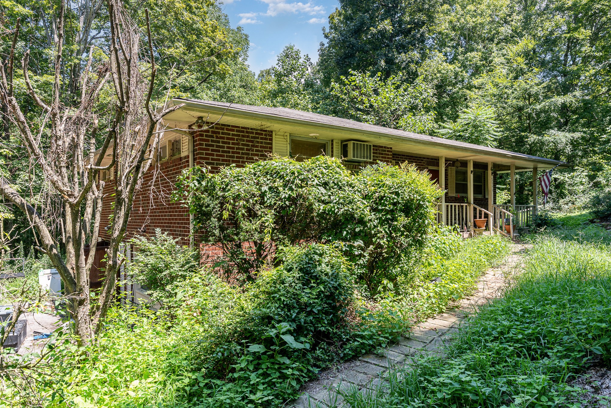 2055 Petway Rd