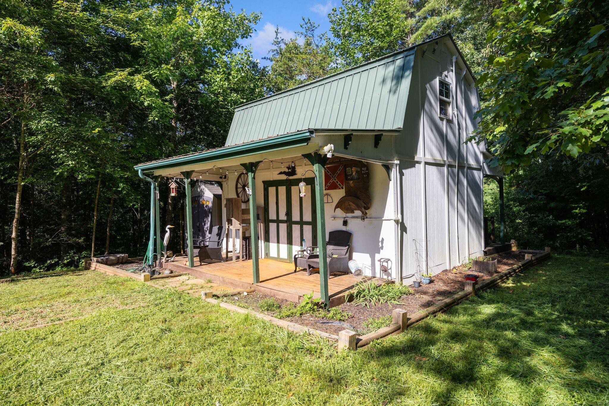 1441 Chestnut Gap Road