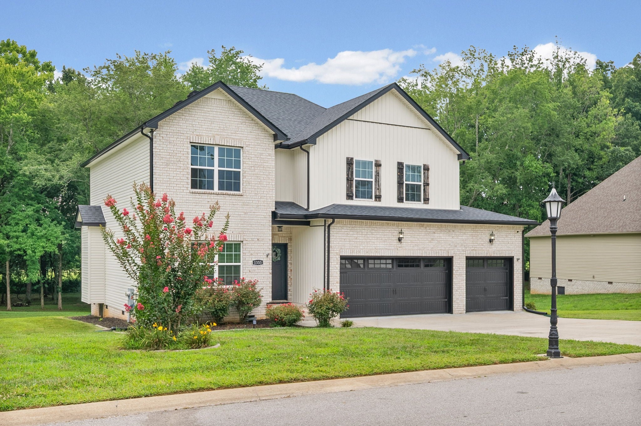 1333 Morning Star Dr
