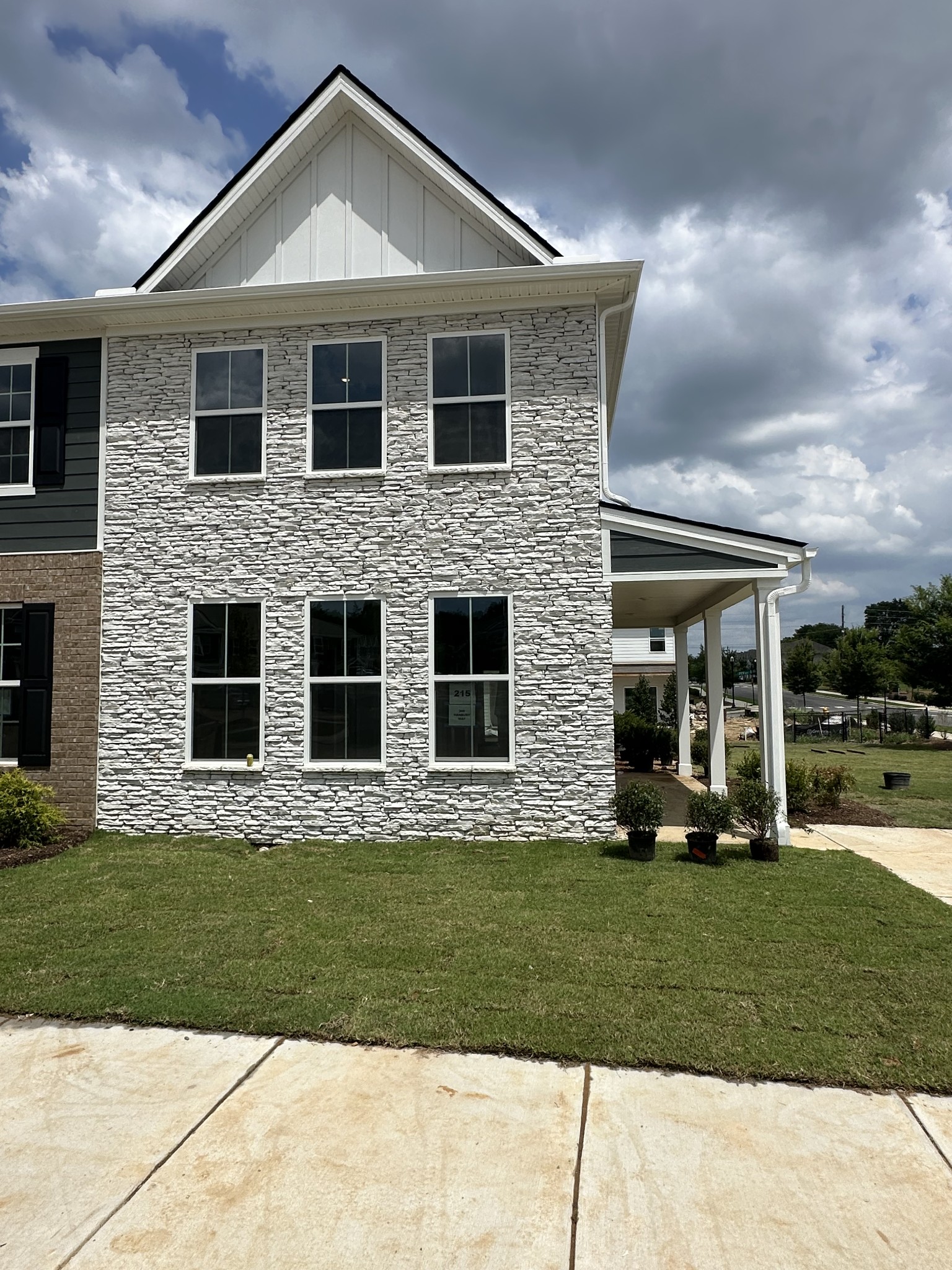 300 Hanbury Way