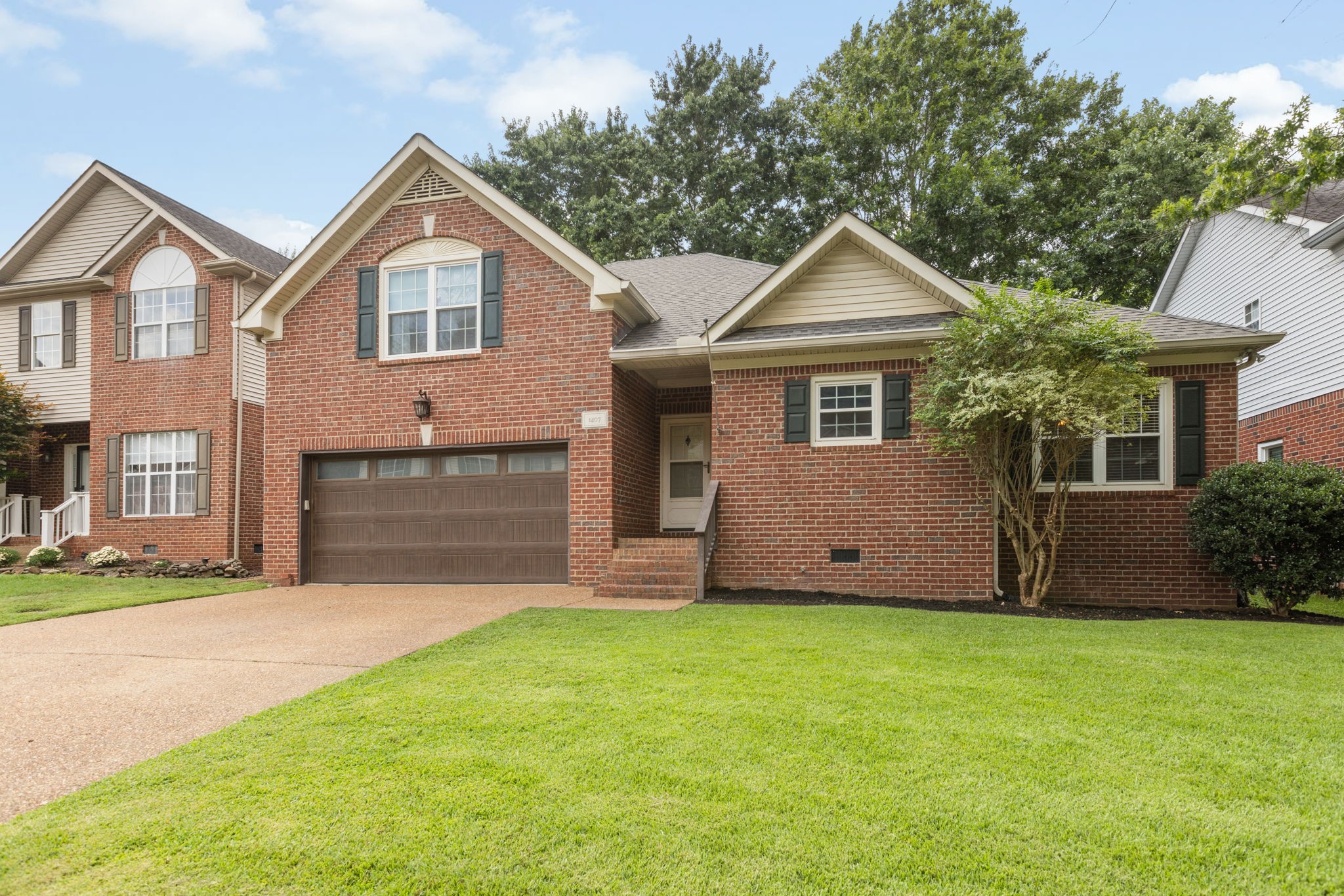 1407 Clairmonte Cir