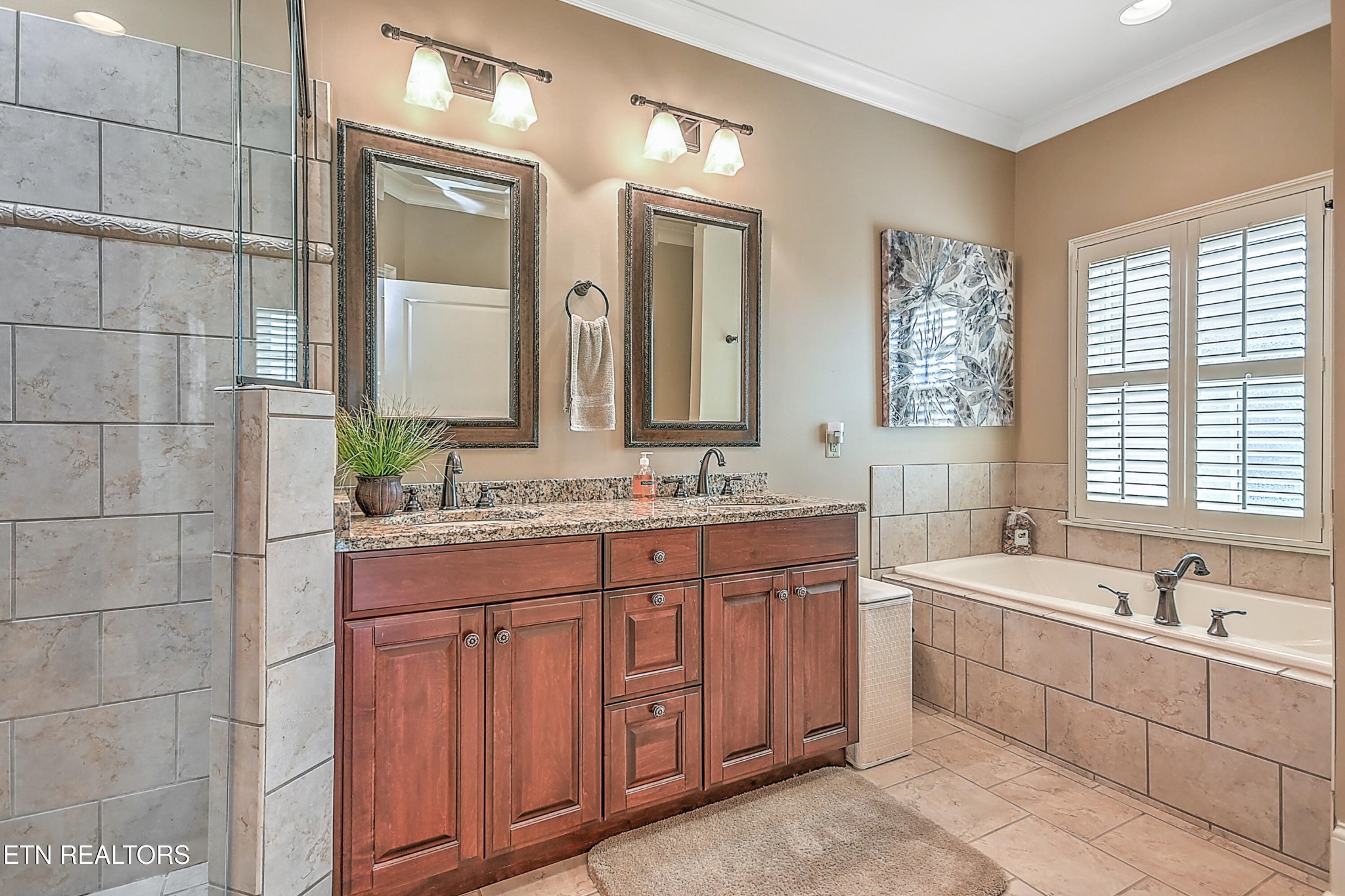 351 Monroe Pvt Drive