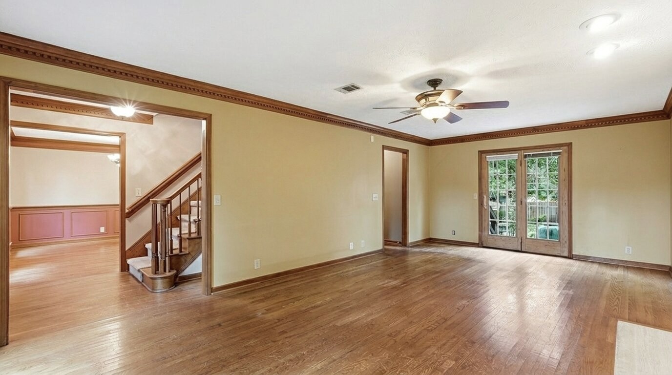 105 S Chestnut