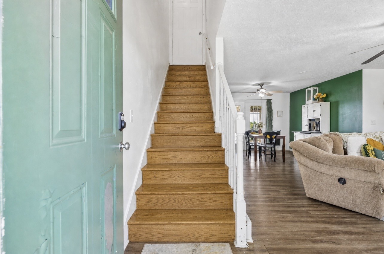 1044 Robert Elder Ct