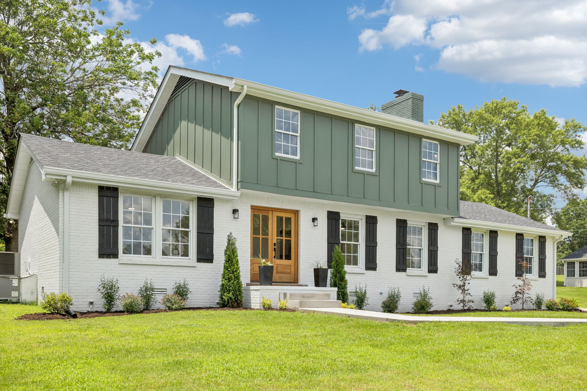 412 Bluegrass Ct