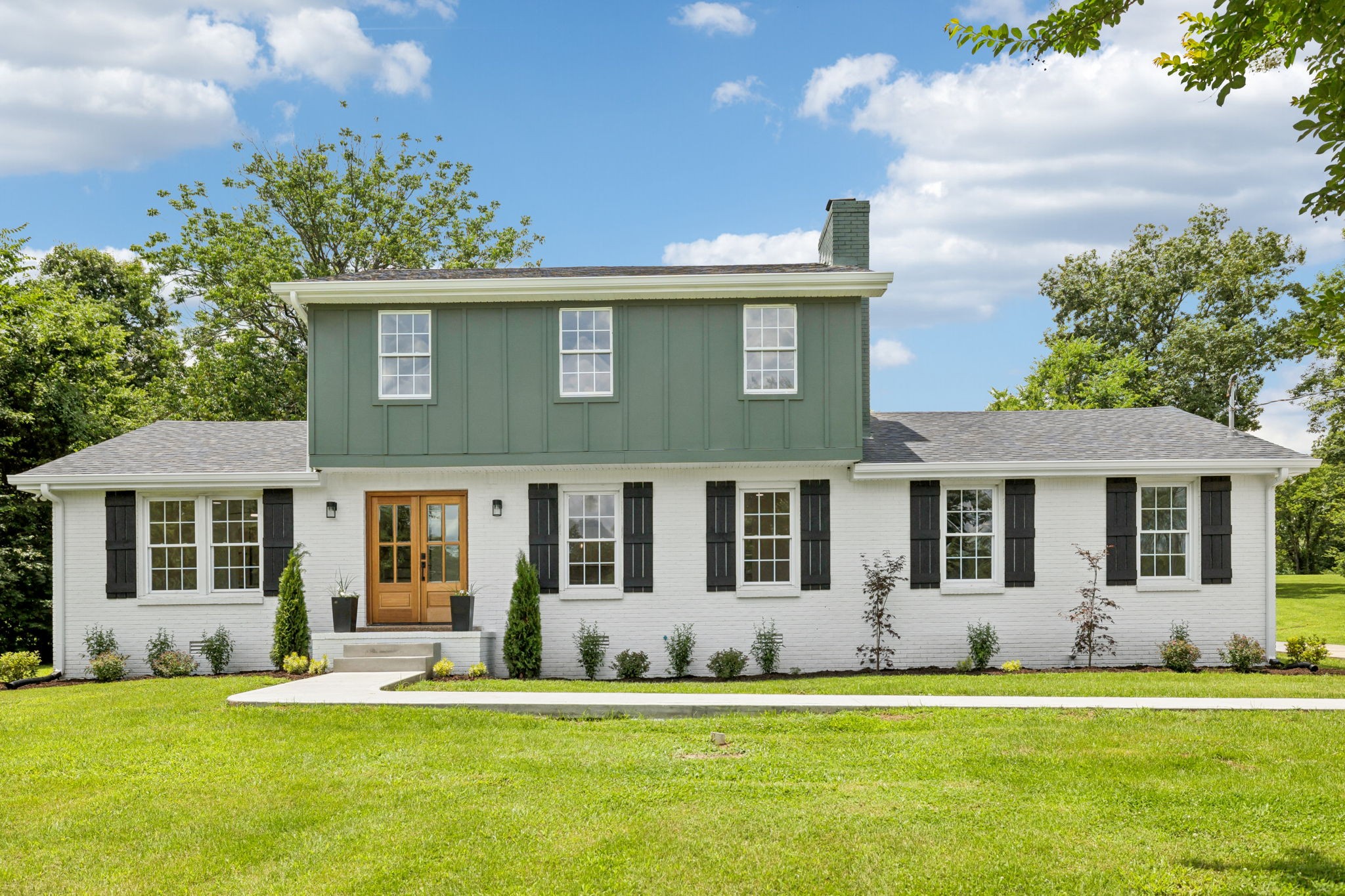 412 Bluegrass Ct