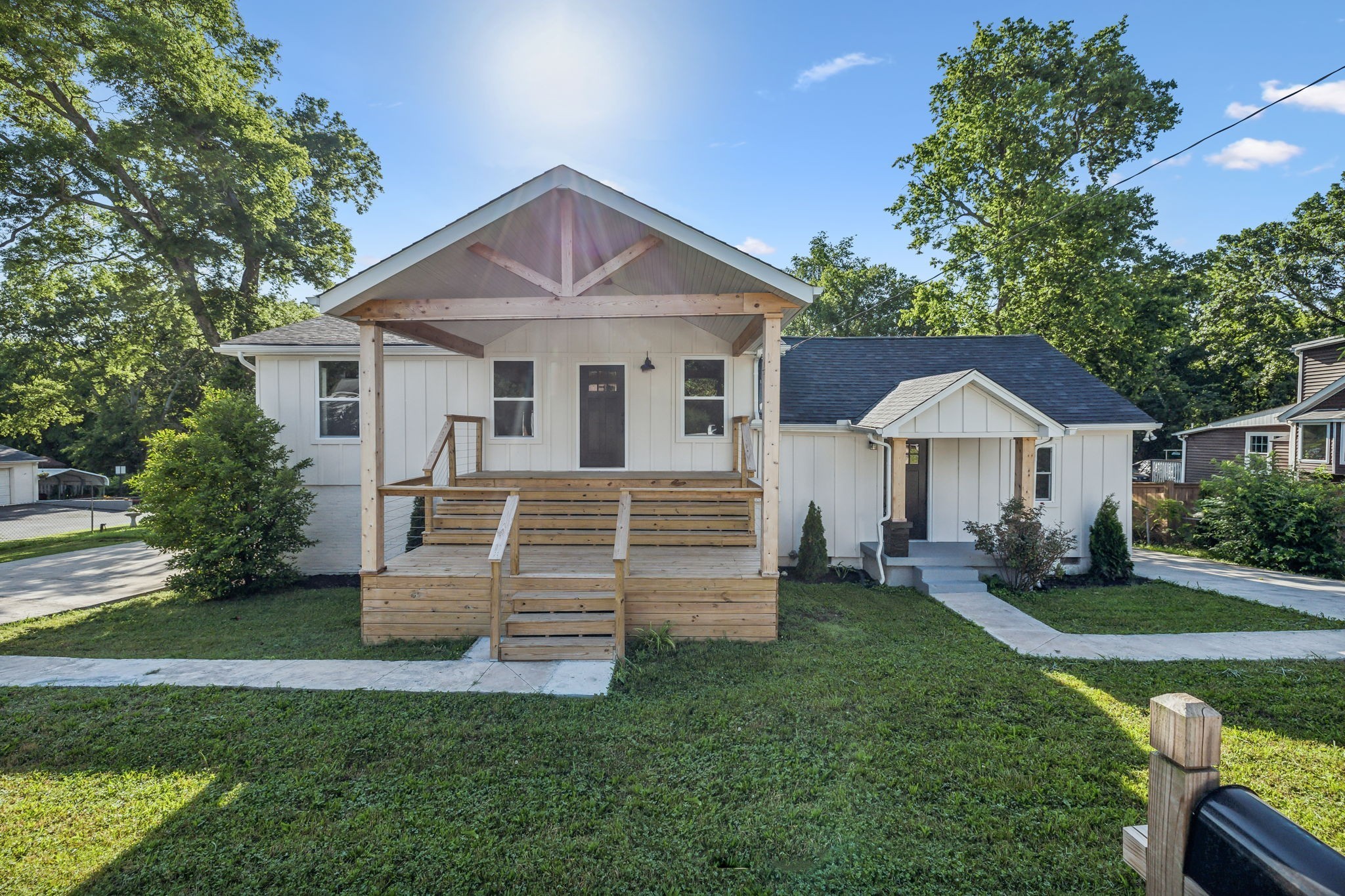 849 Denson Ave