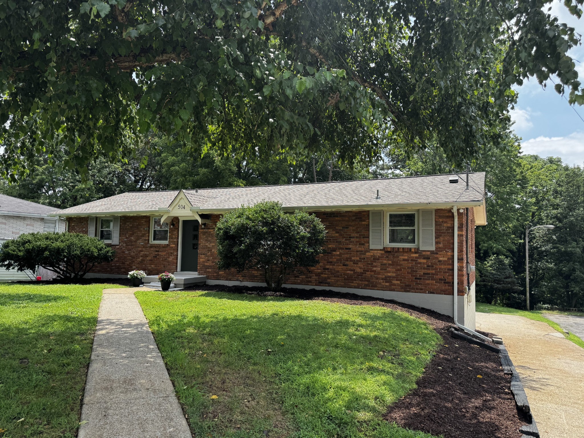 504 McDonald Dr