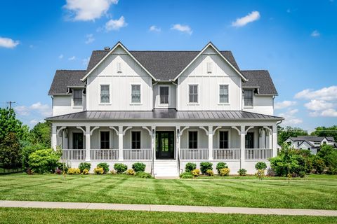Photo of 504 Doubleday Lane, Brentwood, TN 37027 (MLS # 3221506)
