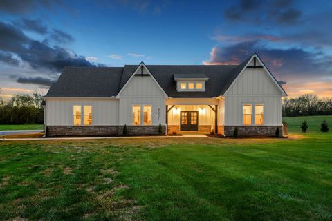 Photo of 3001 Midland Acres Dr, Bell Buckle, TN 37020 (MLS # 3165114)