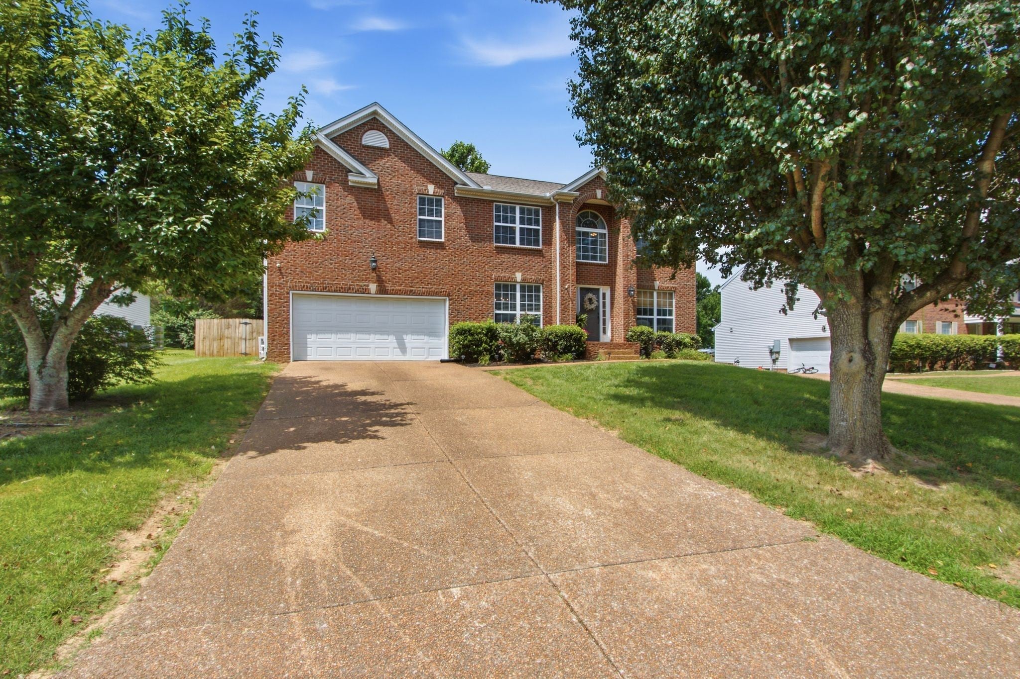 2923 Burtonwood Dr