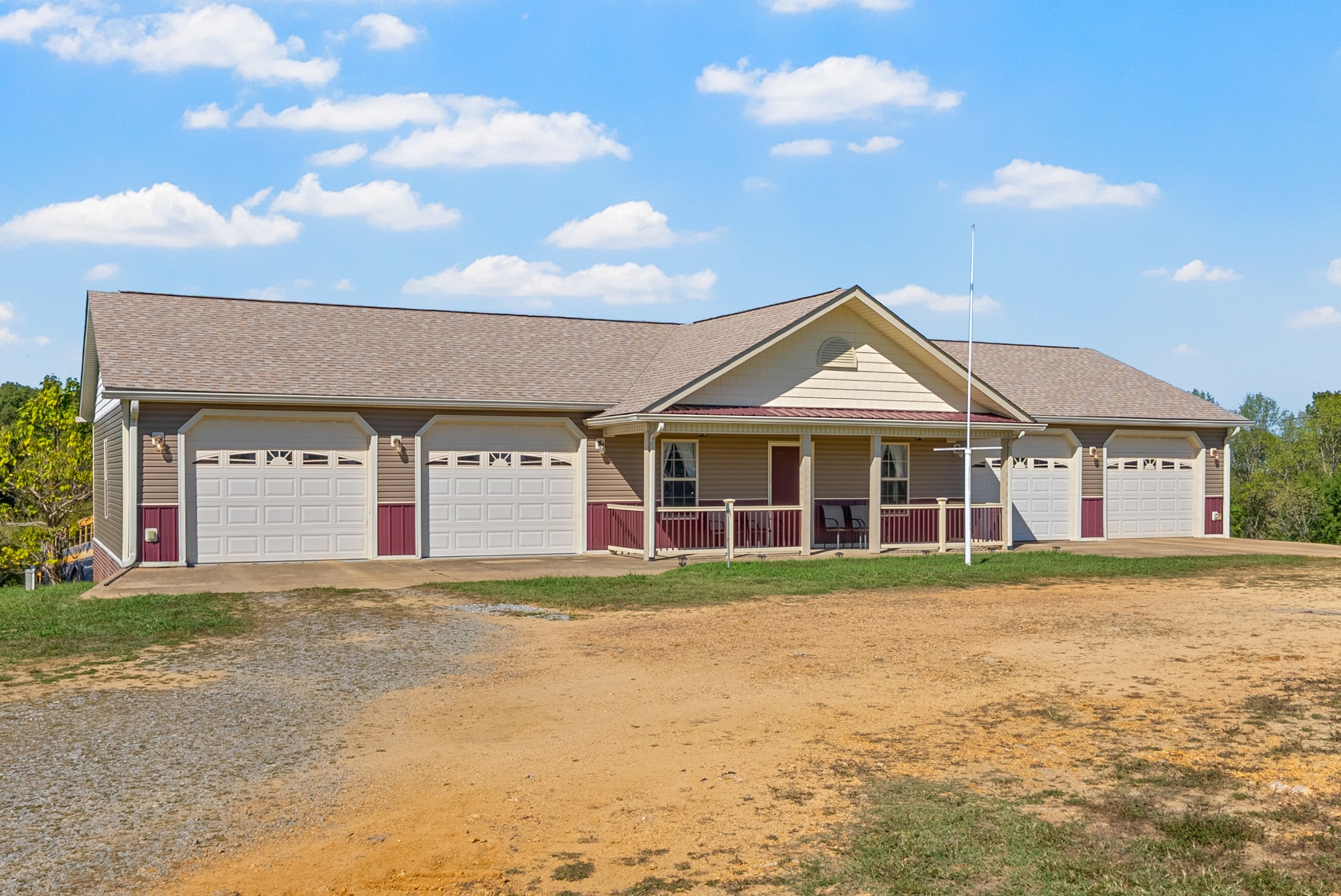 3678 Buckeye Rd