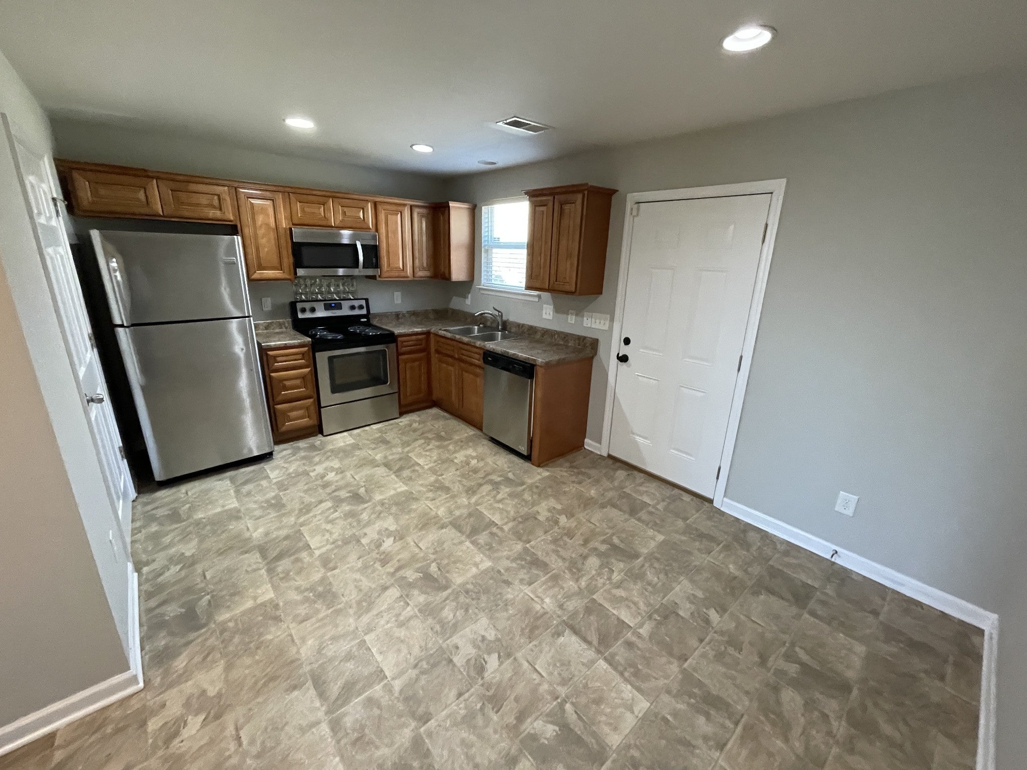 1428 Tempany Ct B, Nashville TN 37207 2-bed home, photo 4 of 12