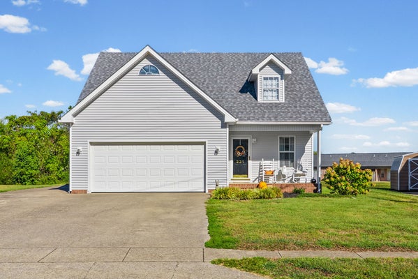 231 SHERIDAN CIR, HOPKINSVILLE, KY 42240 - Image 57b3ea20460fea6ada4fea7b4e47e72e/163791485