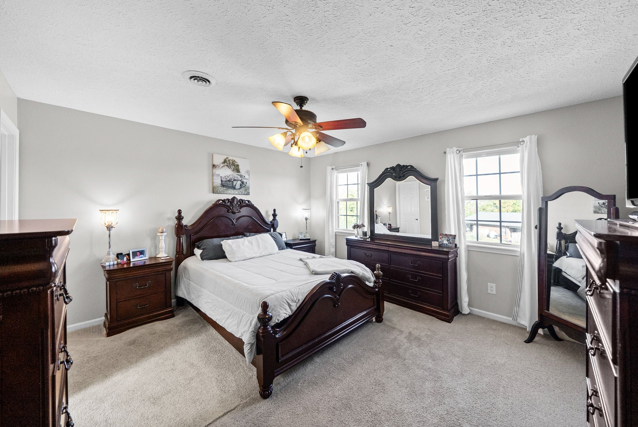 231 Sheridan Cir