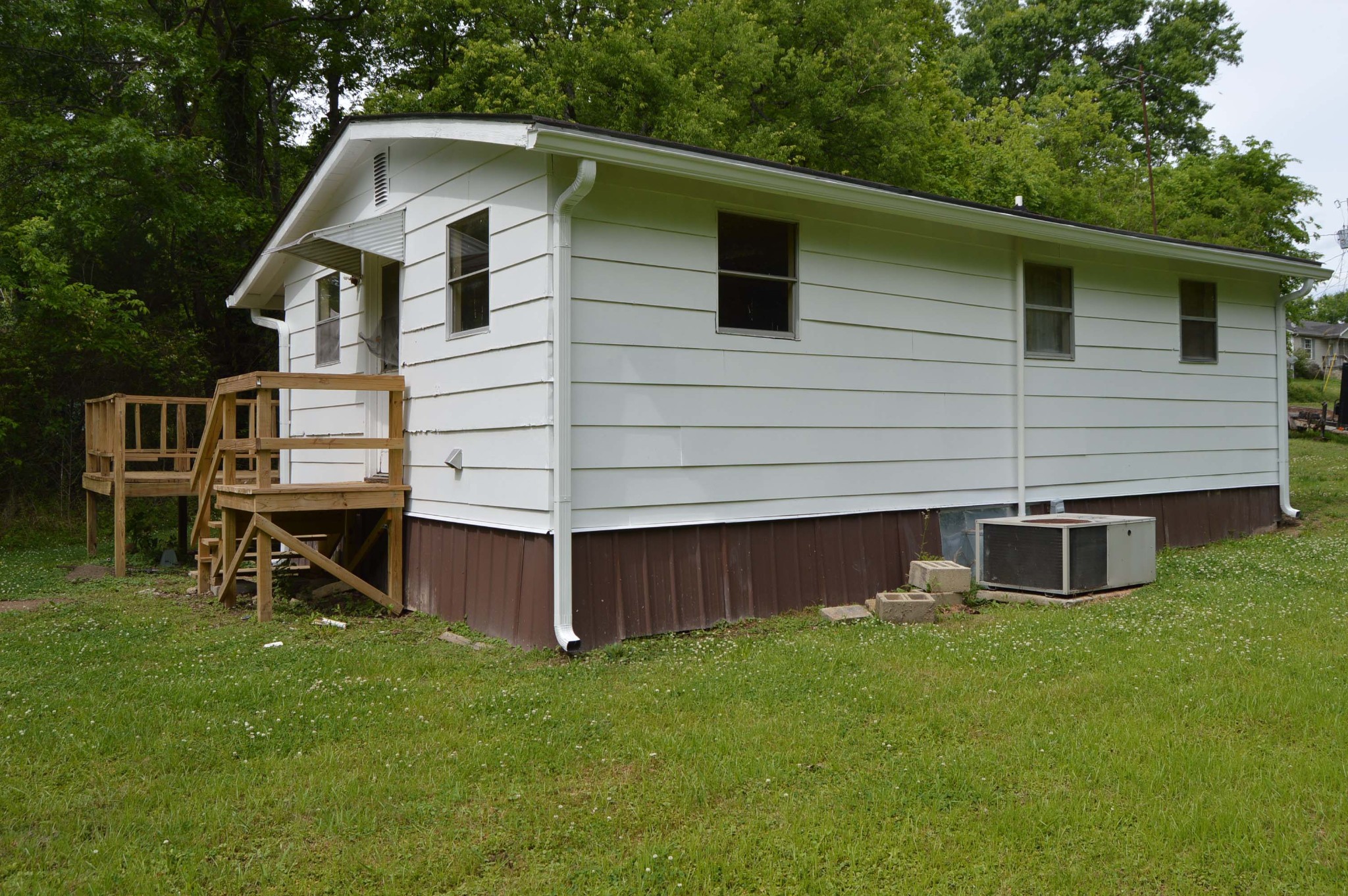 107 Coffey St