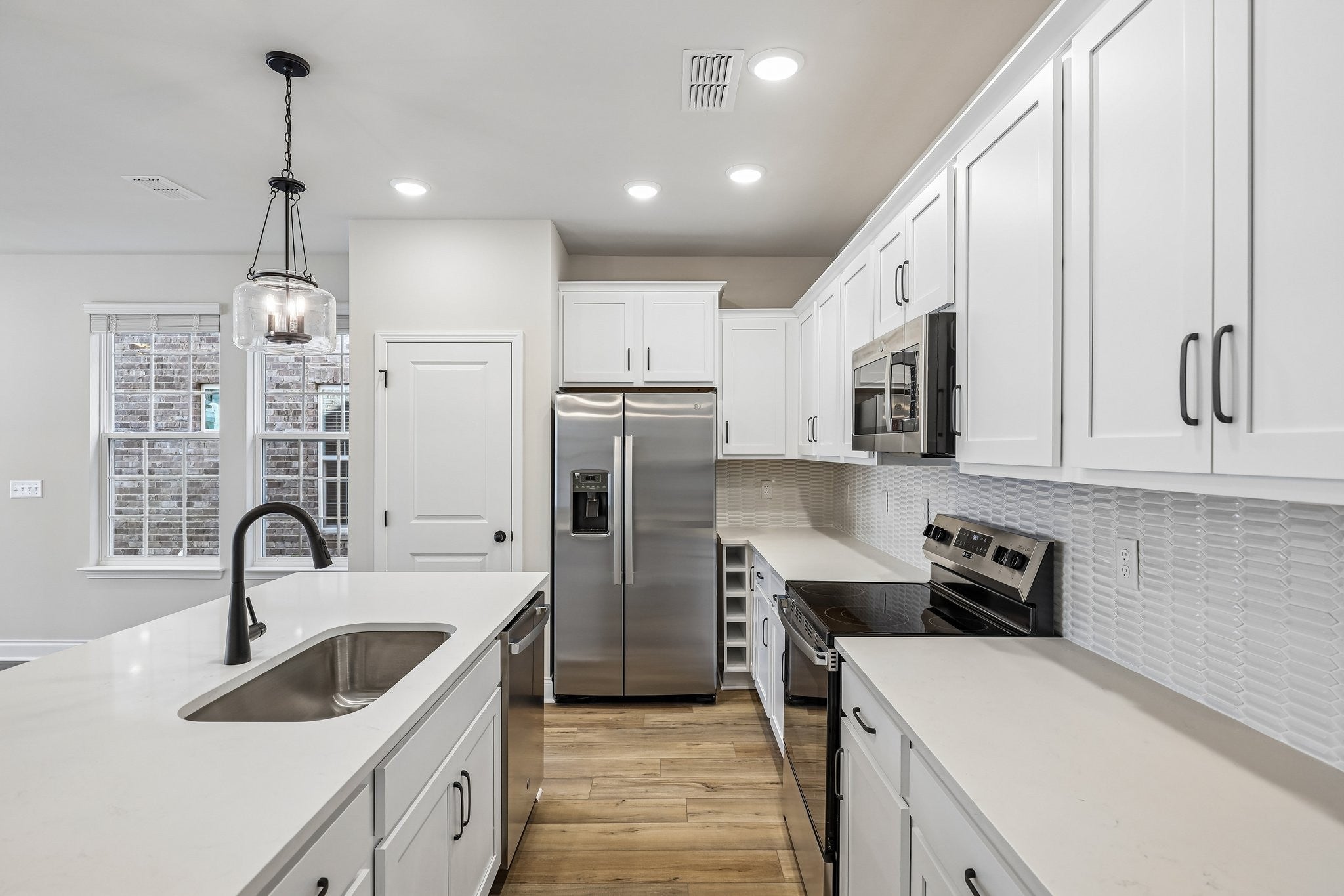 2718 Willowoak Trl