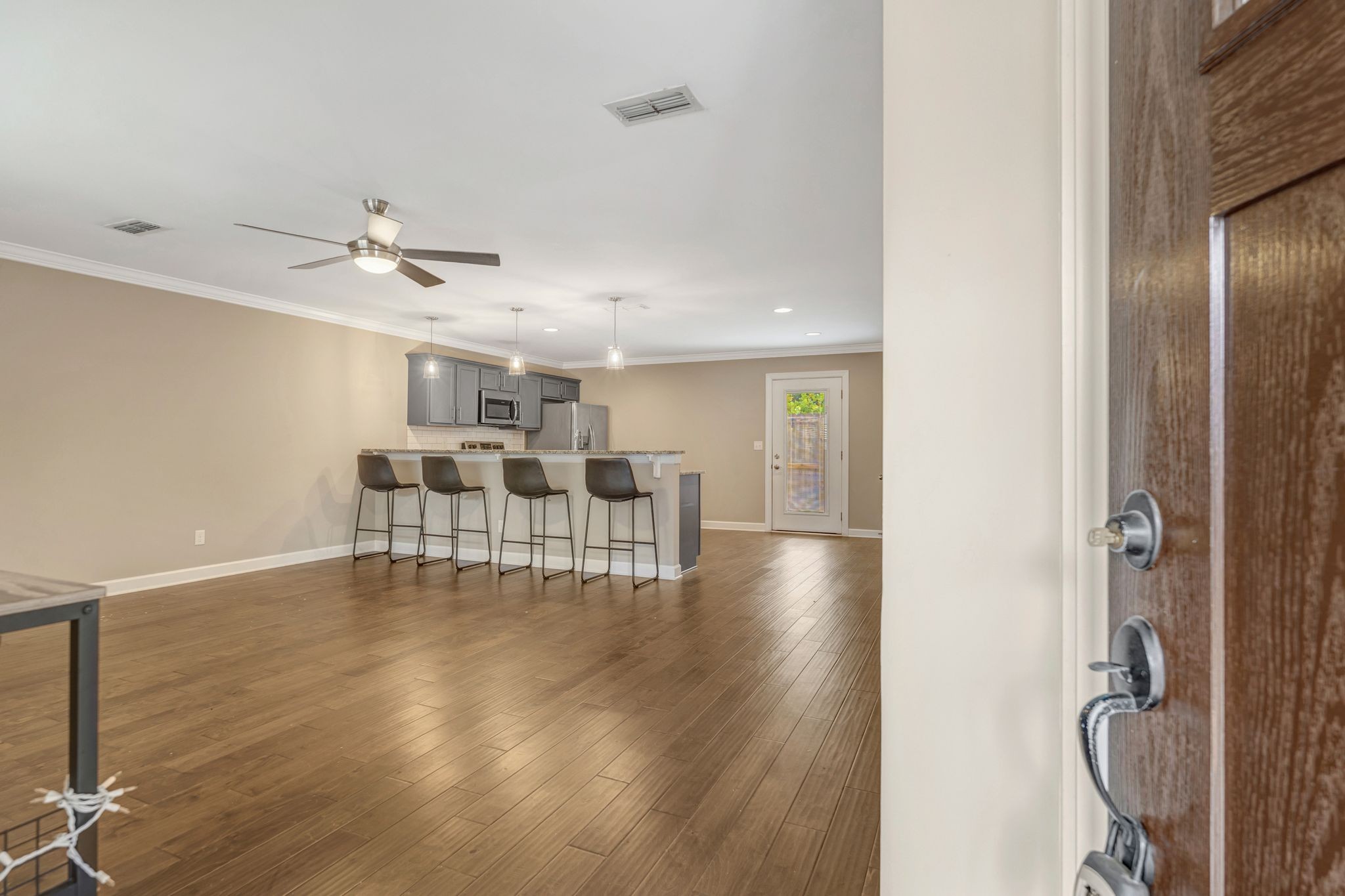 2506 E Main St B1