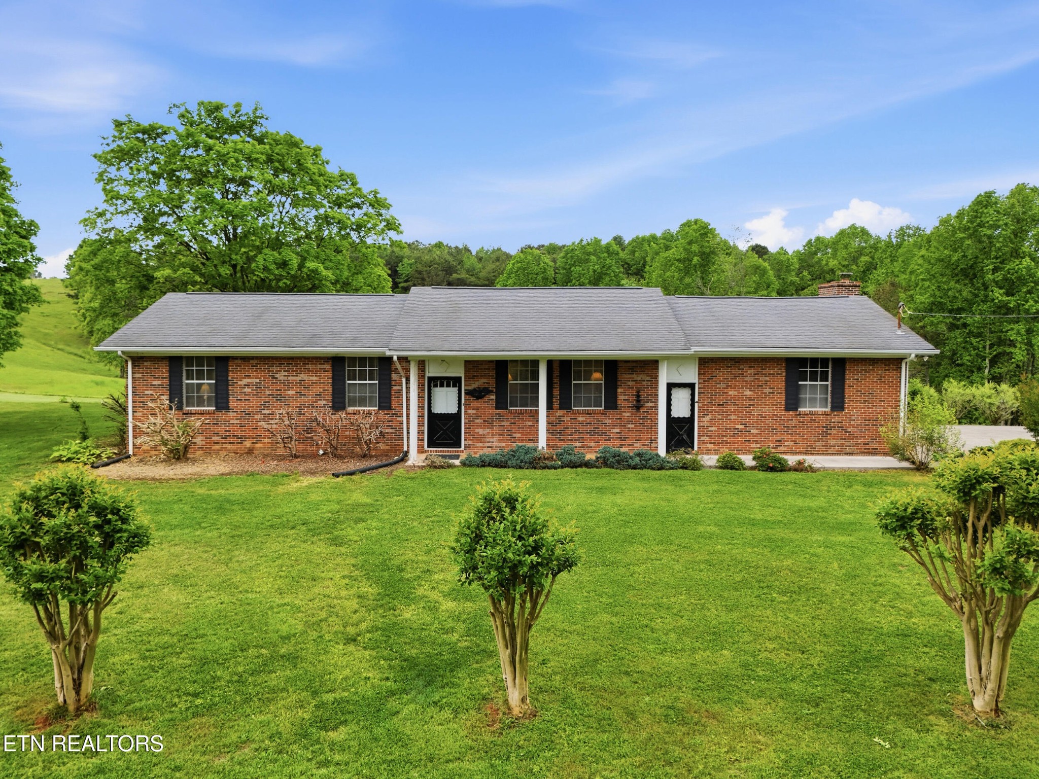 355 Crock Rd