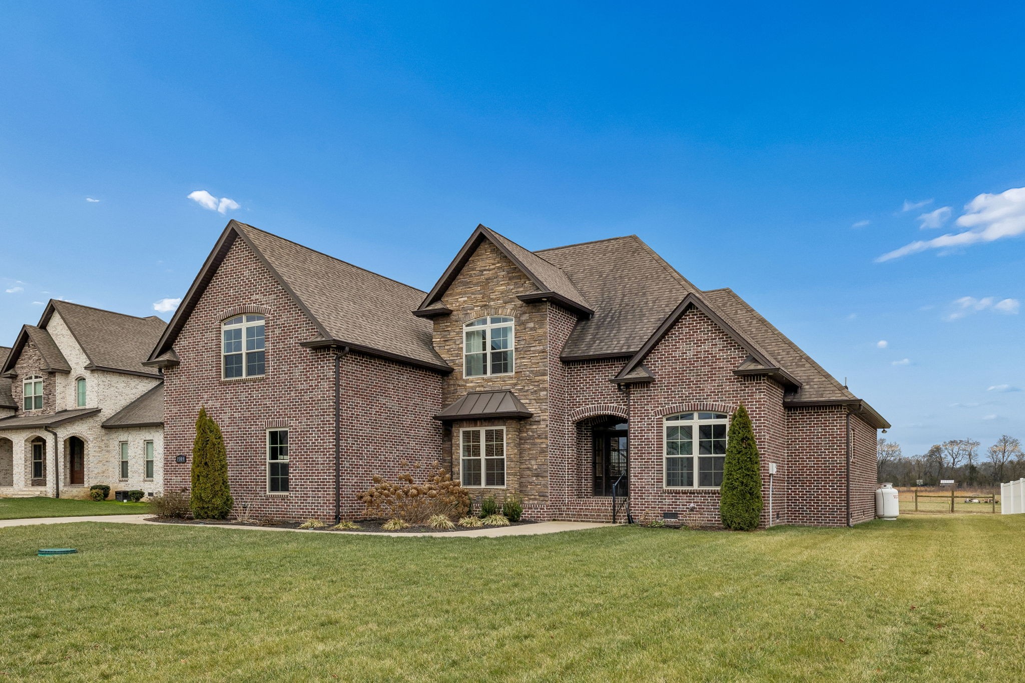 7309 Pembrooke Farms Dr