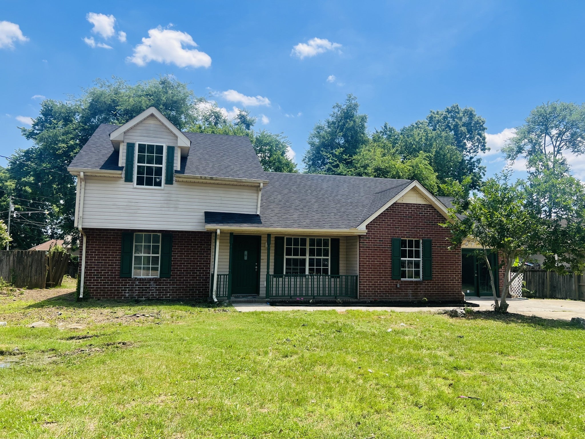 902 Regalwood Ct