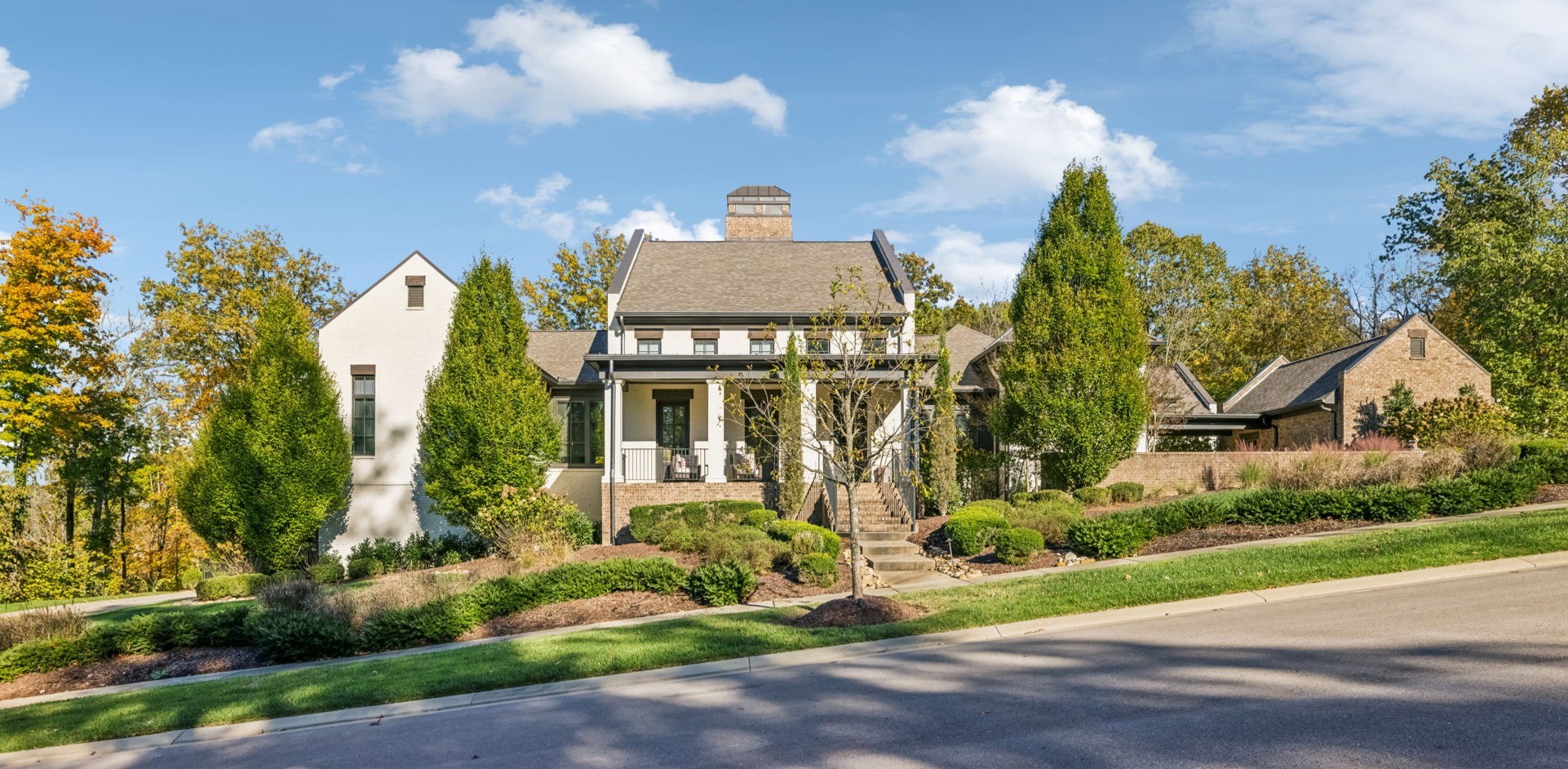 8100 Mountaintop Dr