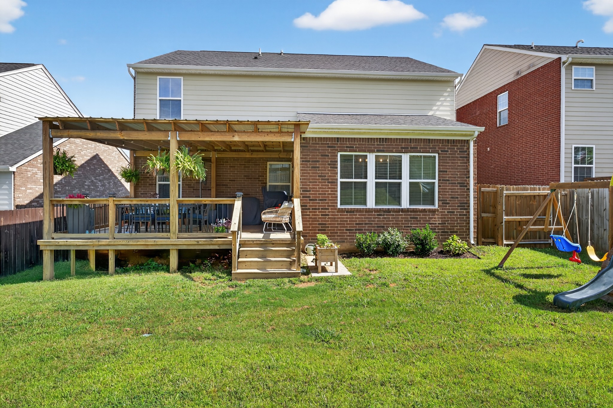 7536 Oakledge Dr