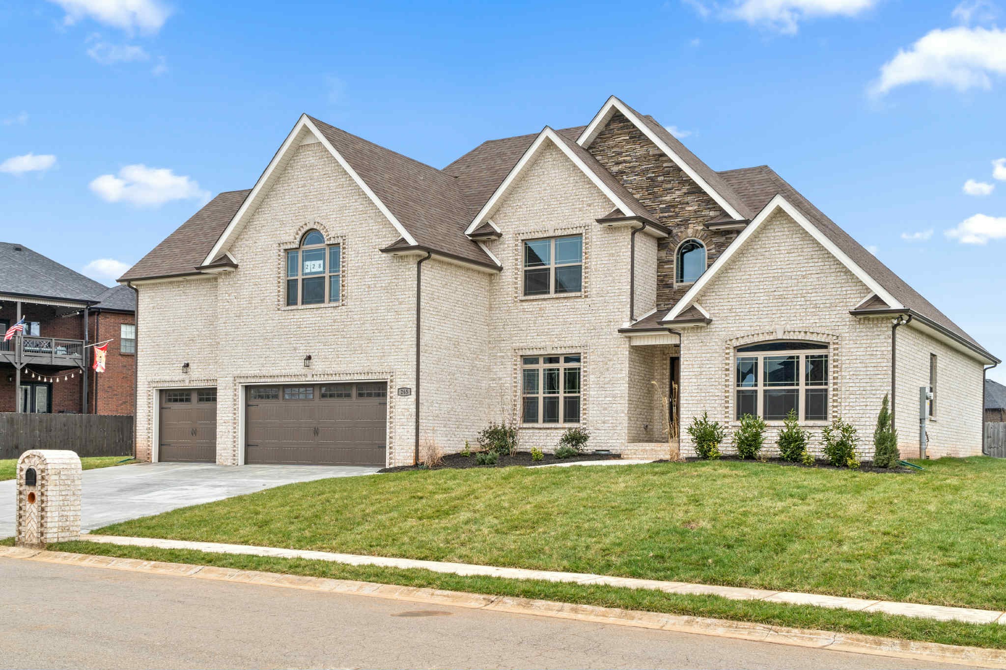 1330 Reda Dr