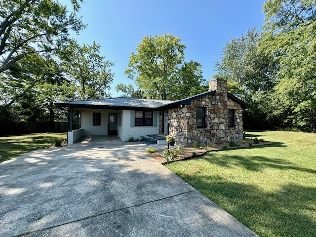 105 Kelly Dr