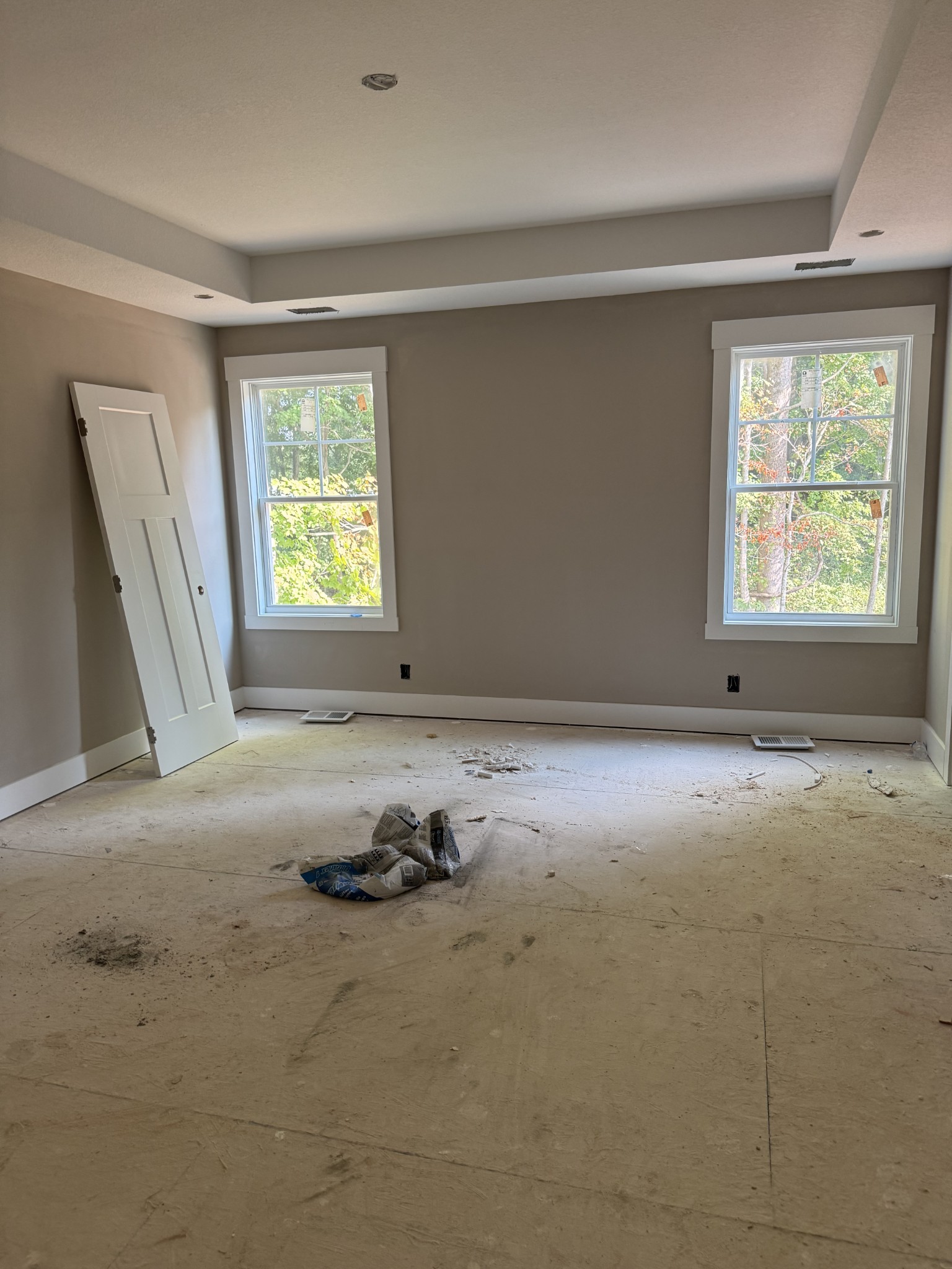 Clarksville, Tennessee 37042, United States, 3 Bedrooms Bedrooms, ,3 BathroomsBathrooms,Residential,Active,195988