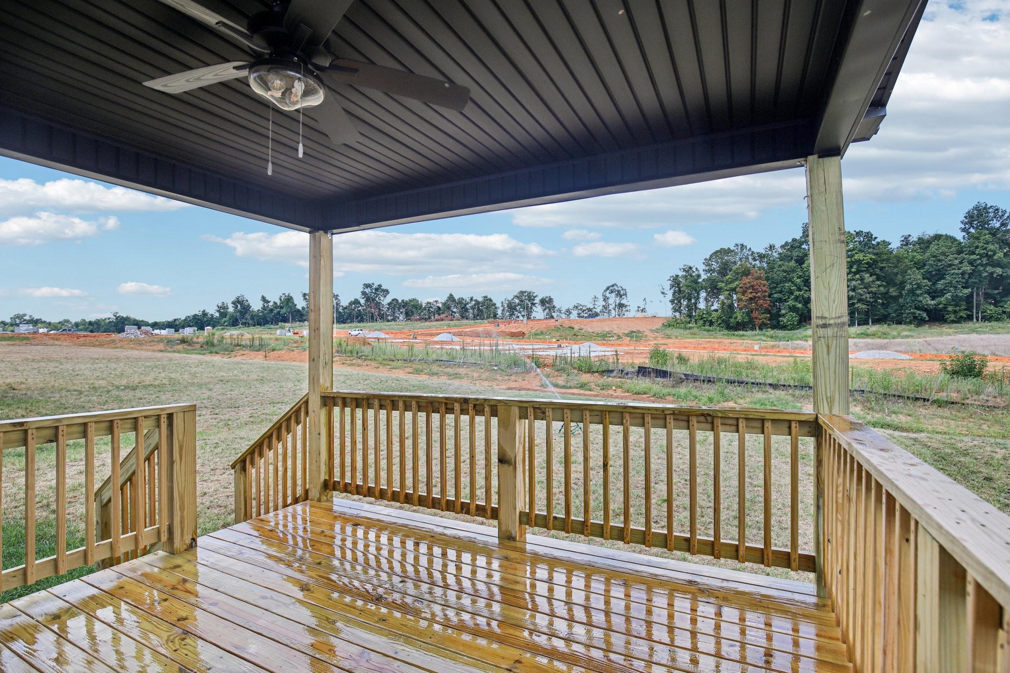 Clarksville, Tennessee 37042, United States, 3 Bedrooms Bedrooms, ,3 BathroomsBathrooms,Residential,Active,195988