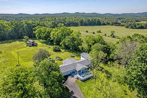 1151 Baker And Hearn Circle Chickamauga GA 30707