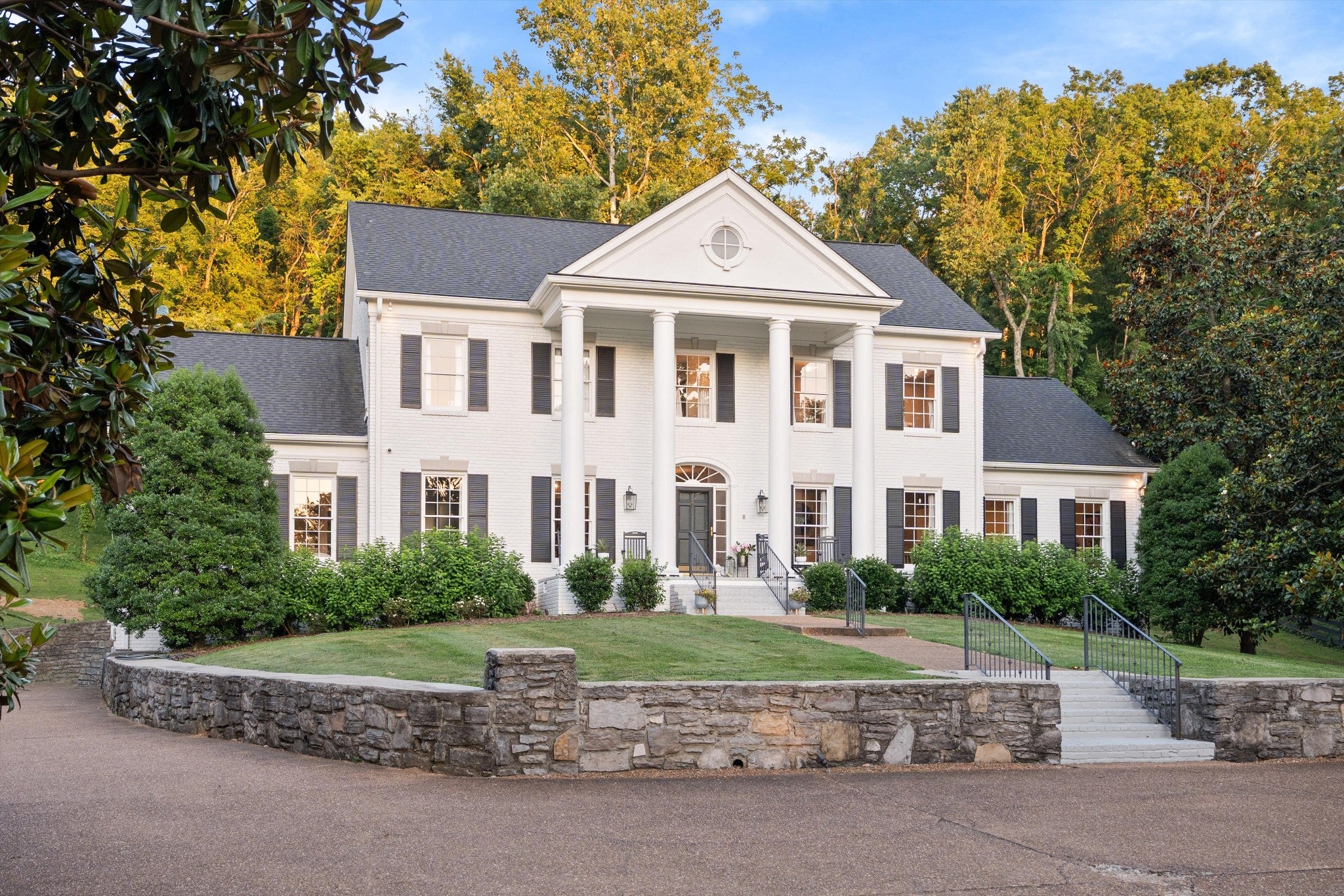 5360 Hillsboro Pike