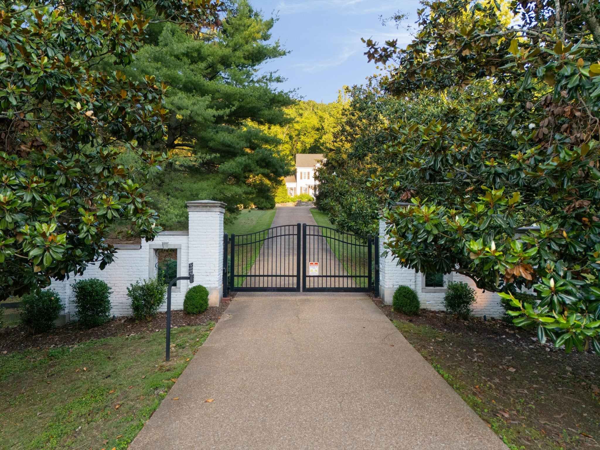 5360 Hillsboro Pike