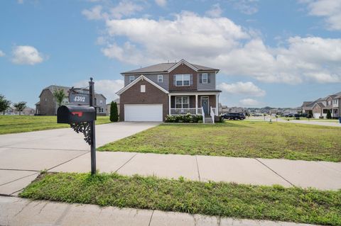 4302 Fieldcrest Dr Murfreesboro TN 37128