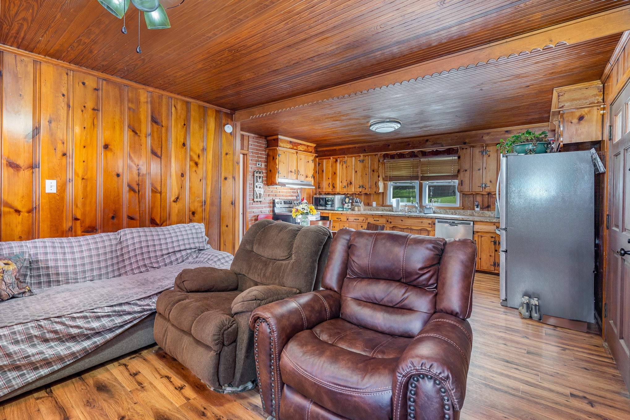 10535 Highway 231 N