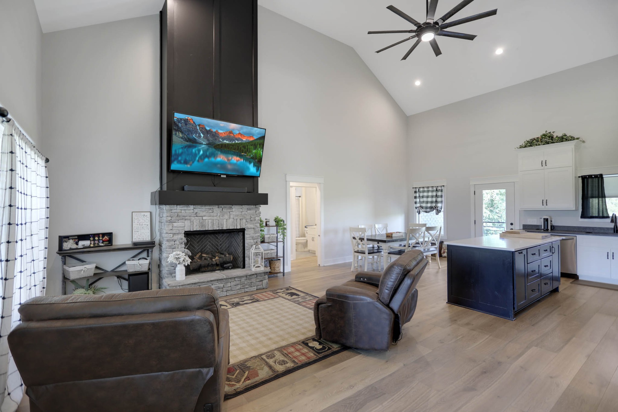 29490 Highway 49 E