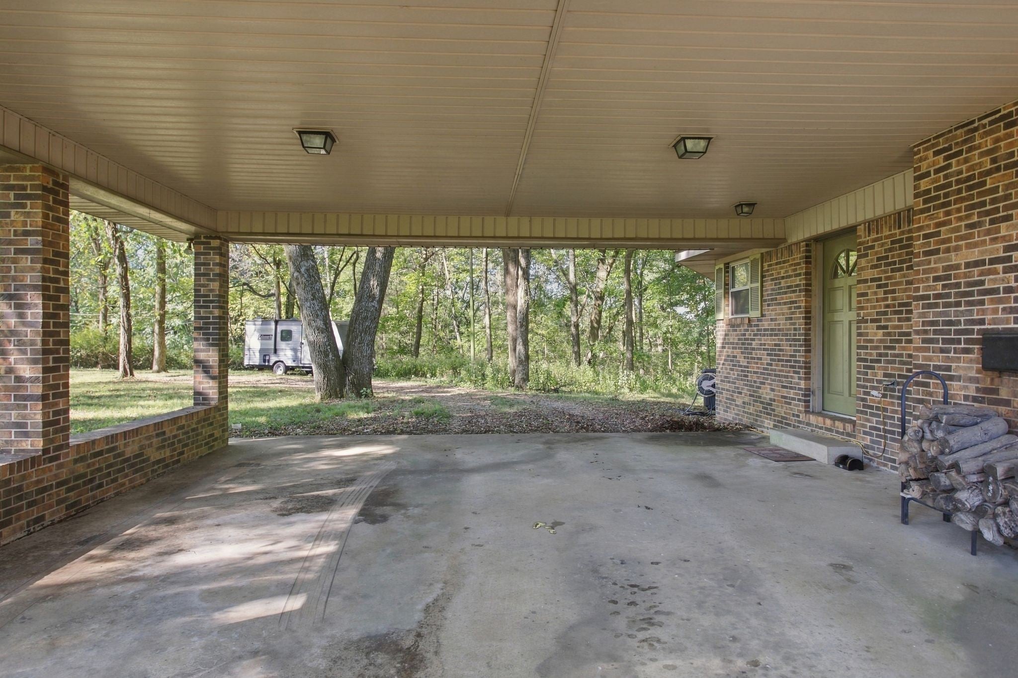 520 Mountain View Dr