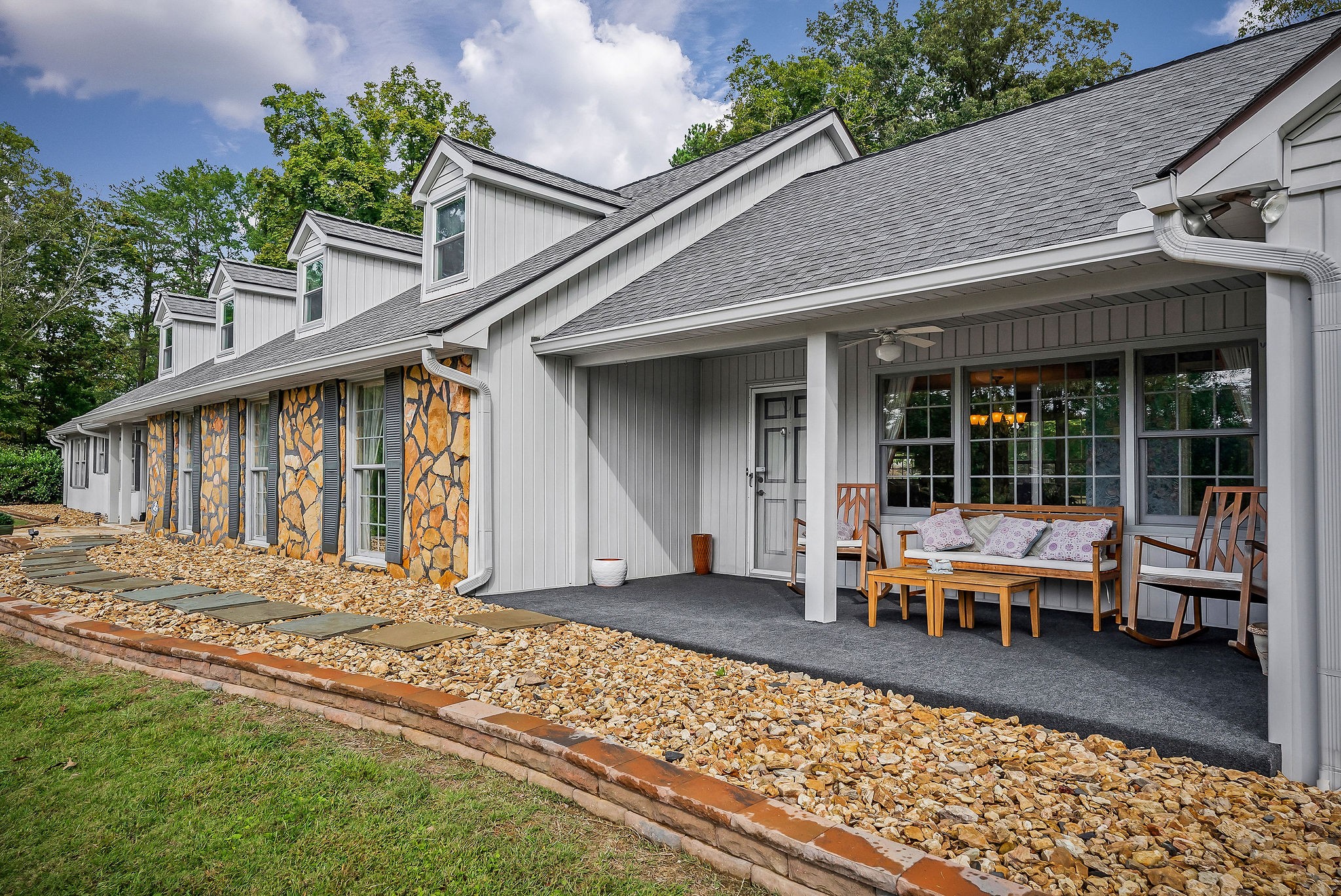 1400 Thomas Cir