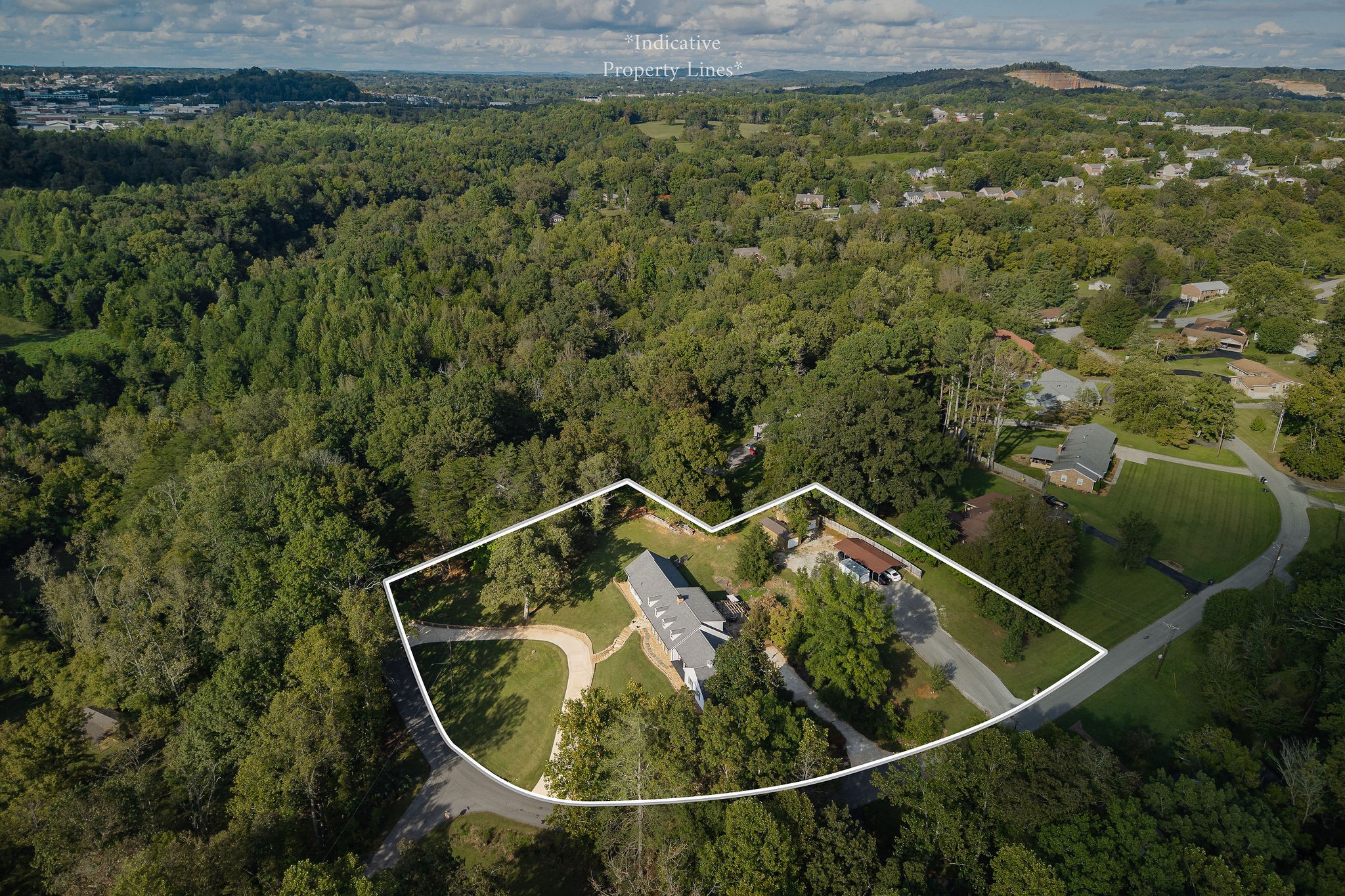 1400 Thomas Cir