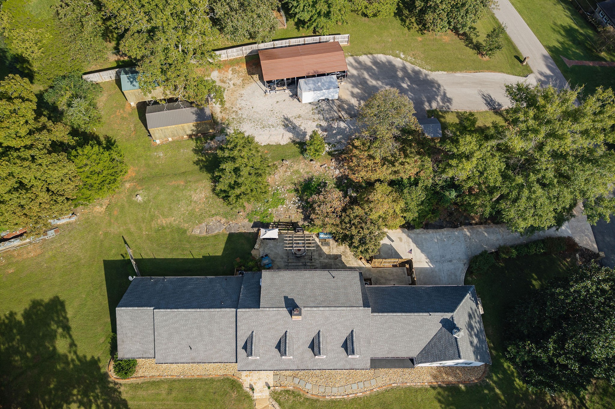 1400 Thomas Cir