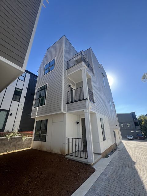 Photo of 110B Myrtle St #B, Nashville, TN 37206 (MLS # 3122859)