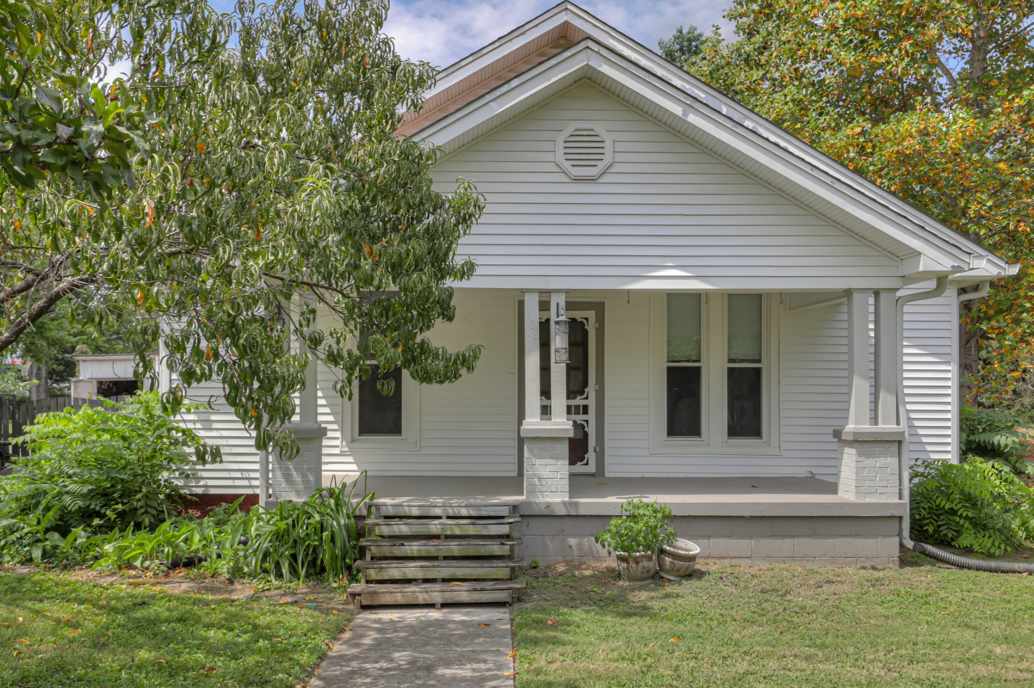 Photo 1 of 31 — 308 Elm Ave, Watertown, TN 37184