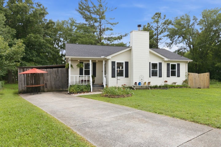 Photo 1 of 34 — 609 Eagle Ct, La Vergne, TN 37086