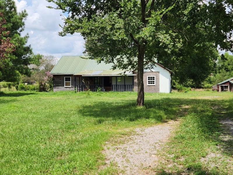 1601 Maple Valley Rd
