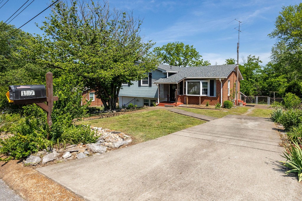 107 Gardendale Dr