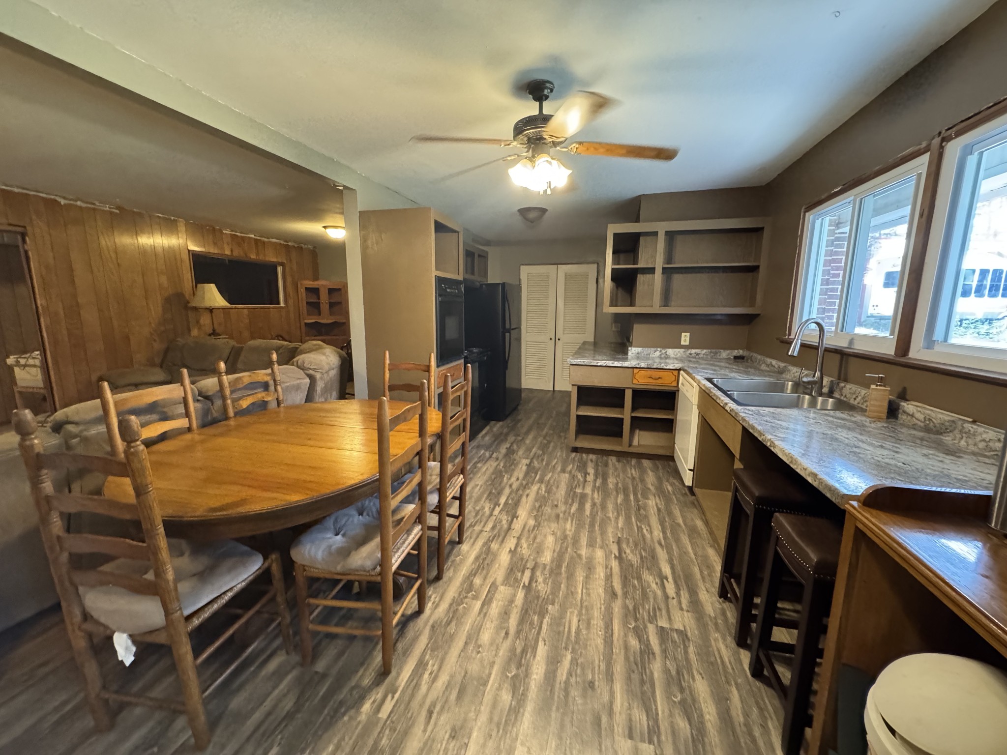 1737 Cummins Mill Rd