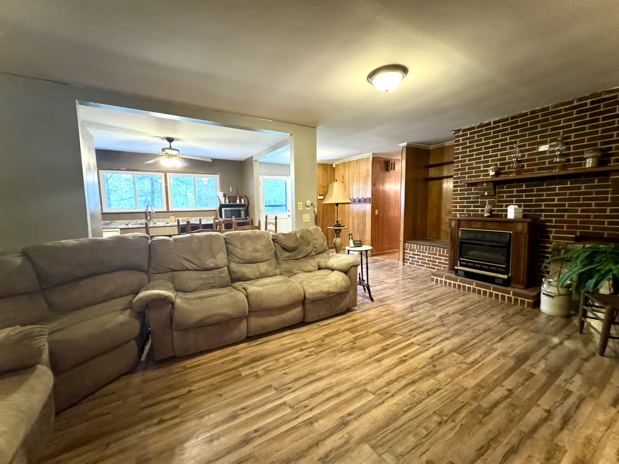 1737 Cummins Mill Rd