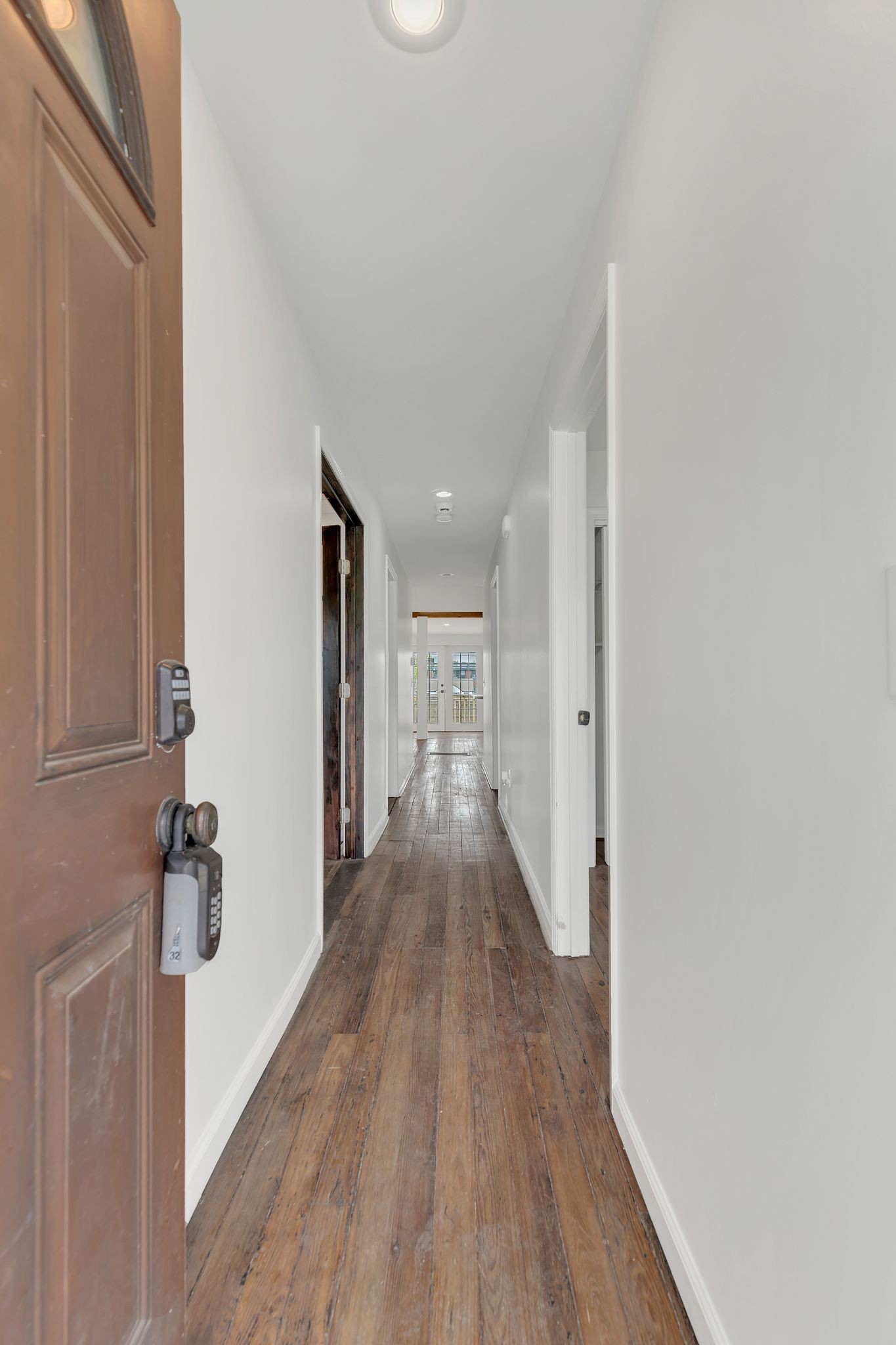 1211 14th Ave S