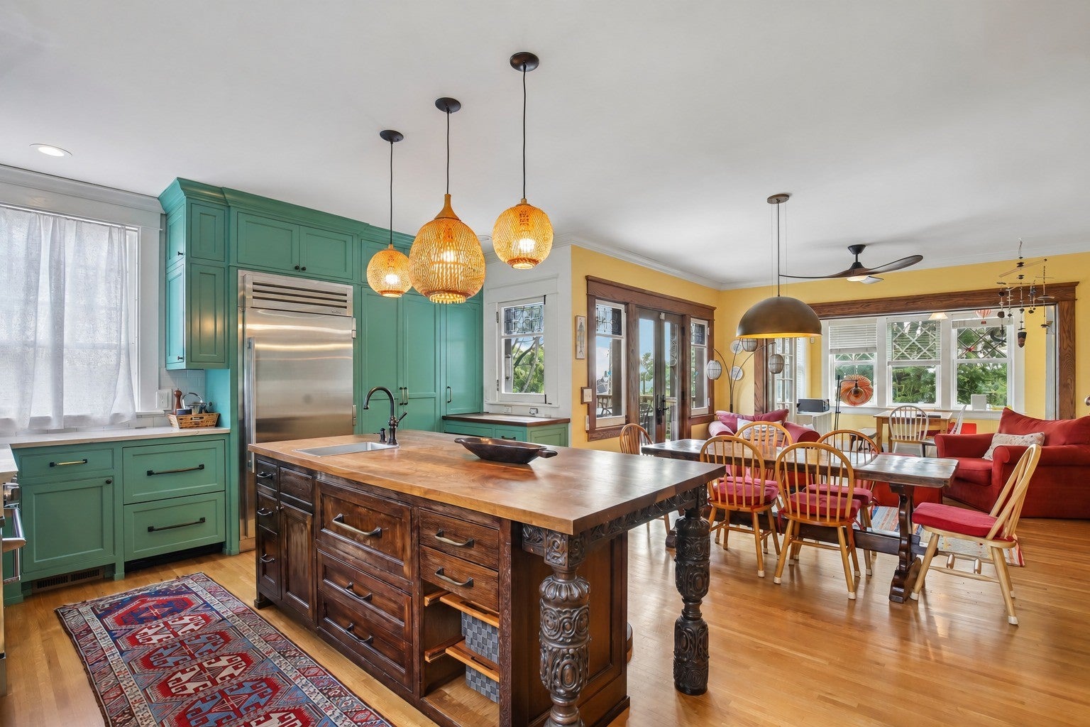 5.0-bed rental at 1715 Cedar Ln